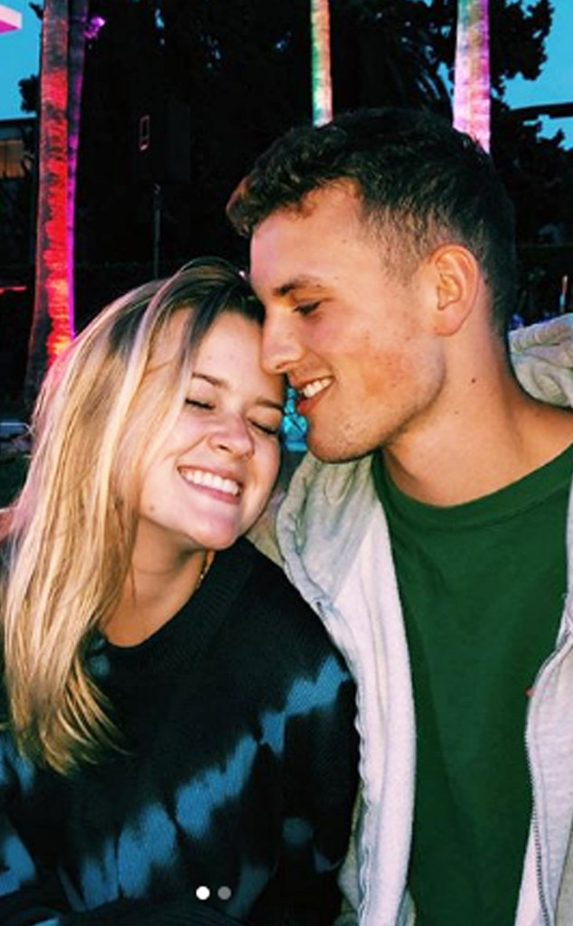 Ava Phillippe Responds to Fans Saying Her Boyfriend Looks Identical to Dad ...